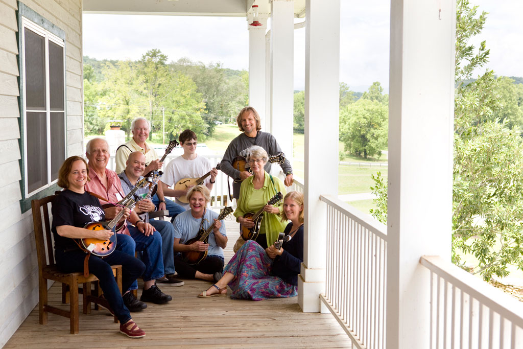 Mandolin-family.webb